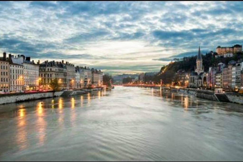 Chaleureux Studio Coeur St Jean Bellecour Lyon Exteriör bild